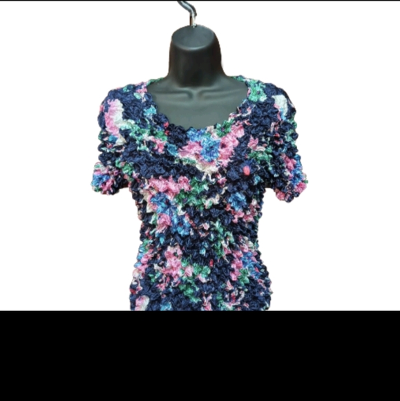 Crinkle Popcorn Shirt by FC Woman's One Size Fits Most  Fashion Blouse Shirt MC - Picture 2 of 14